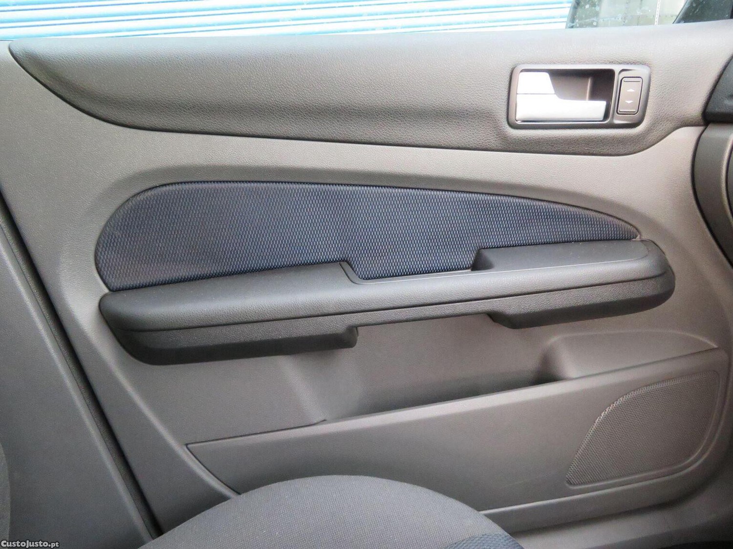 Ford Focus 1.6tdci — fotografia 2