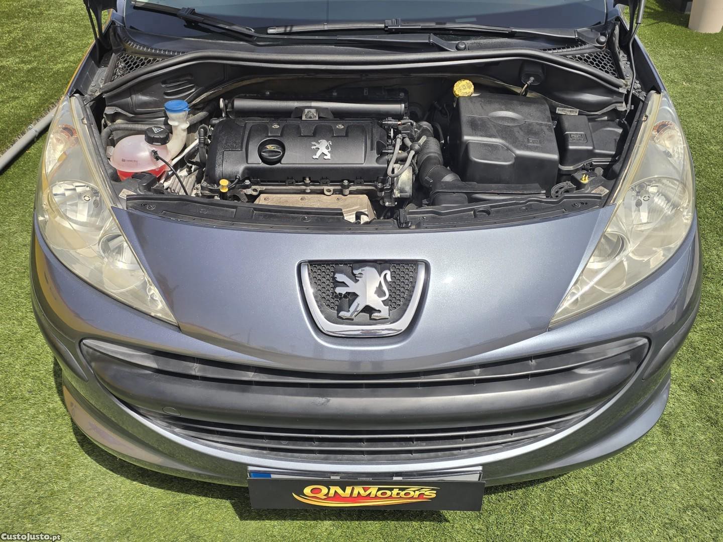 Peugeot 207 1.4 16V Trendy — fotografia 11