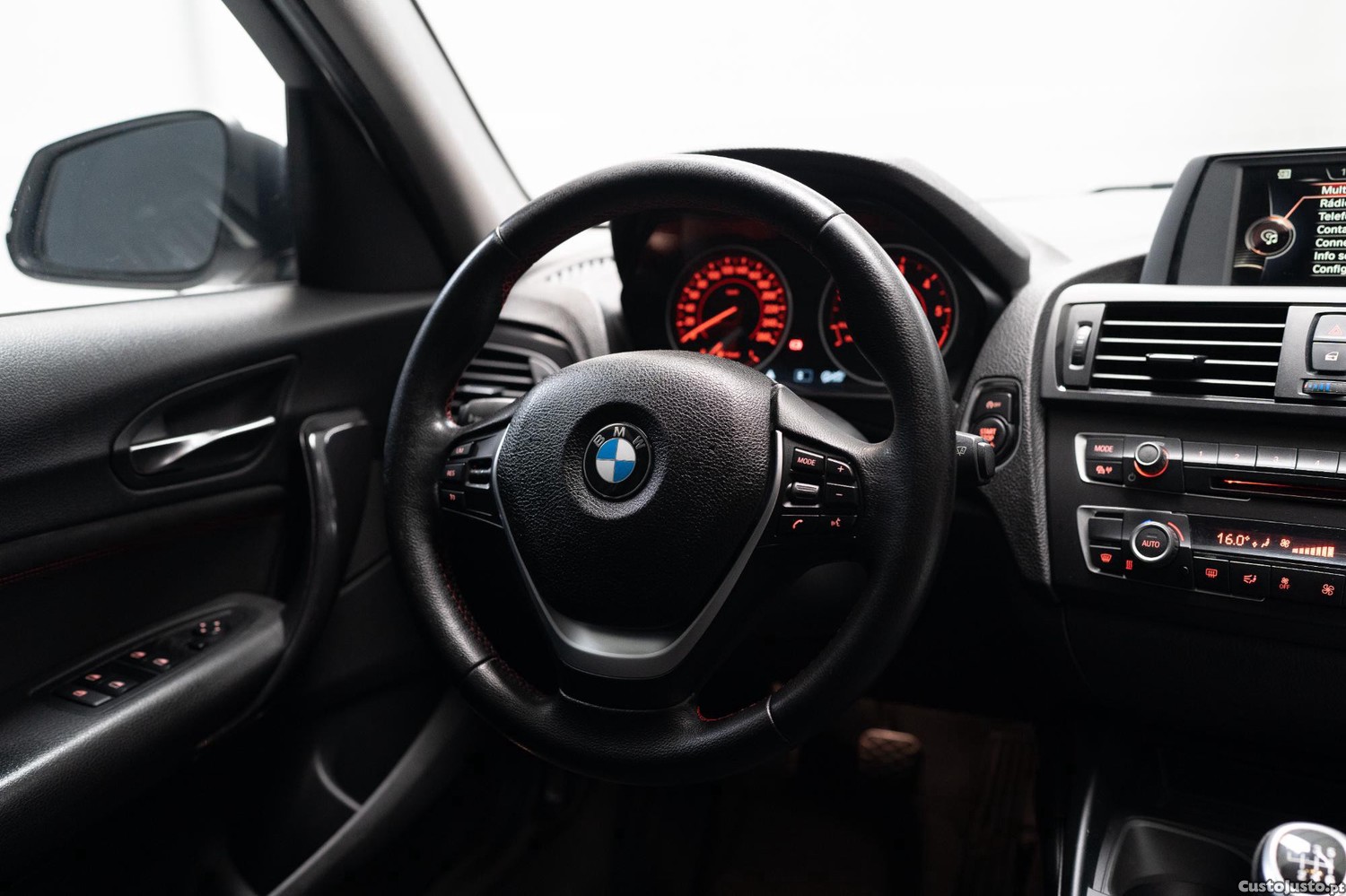 BMW 116 d EDynamics Line Sport — fotografia 13