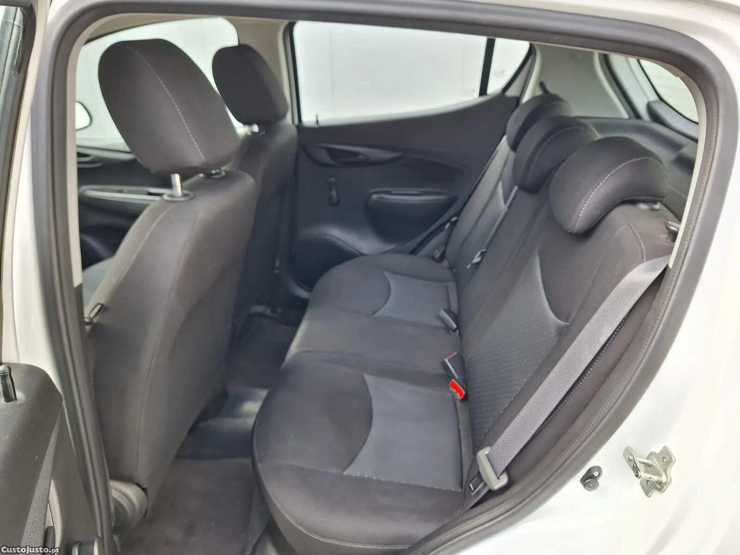 Opel Karl 1.0 FlexFuel — fotografia 2