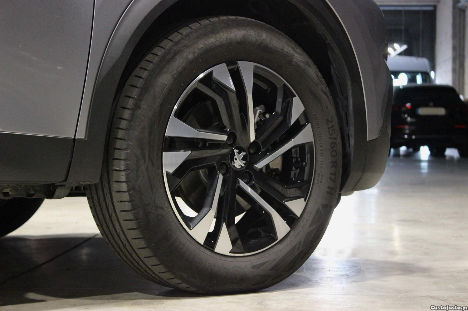 Peugeot 2008 1.5 BlueHDi Allure Pack EAT8 — fotografia 19