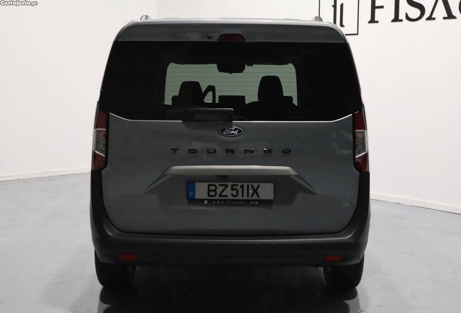 Ford Tourneo 1.0 EcoBoost Titanium — fotografia 22