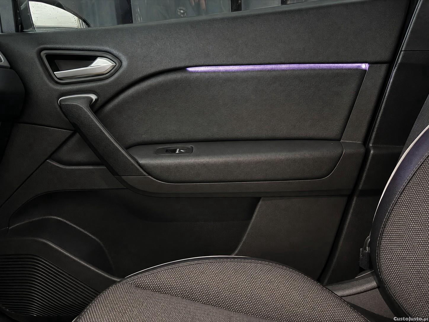 Renault Captur 1.0 TCe Techno — fotografia 7