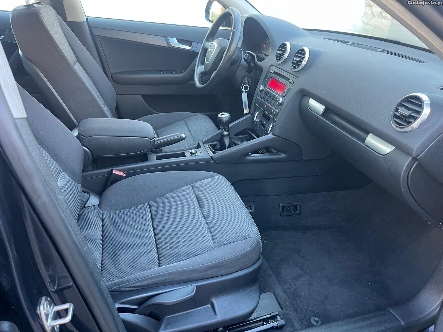 Audi A3 SportBack — fotografia 5