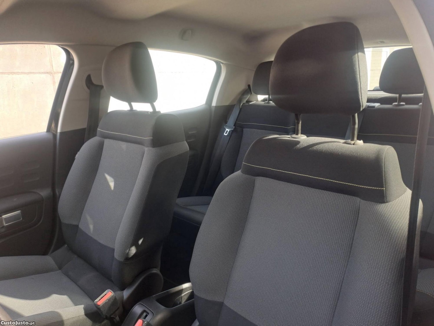 Citroën C3 1.2 Shine — fotografia 5