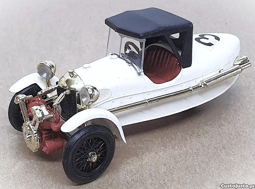 Brumm 1/43 Scale Model Car LE1 - 1933 Morgan Super Sport - white
