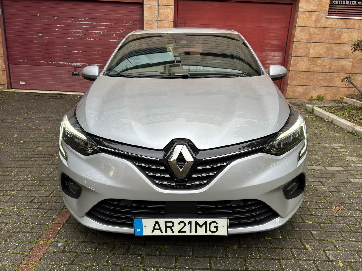 Renault Clio 1.5 Blue dCi Limited — fotografia 17