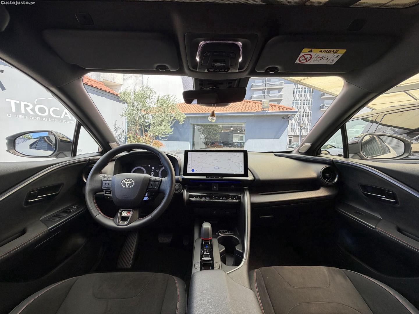 Toyota C-HR 2.0 HDF Plug-in GR Sport Premiere Edition — fotografia 6
