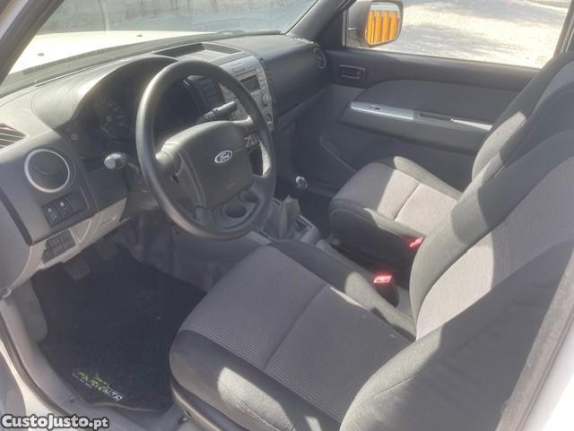 Ford Ranger 2.5 TDCi CS XL CM 2WD - 09 — photo 4