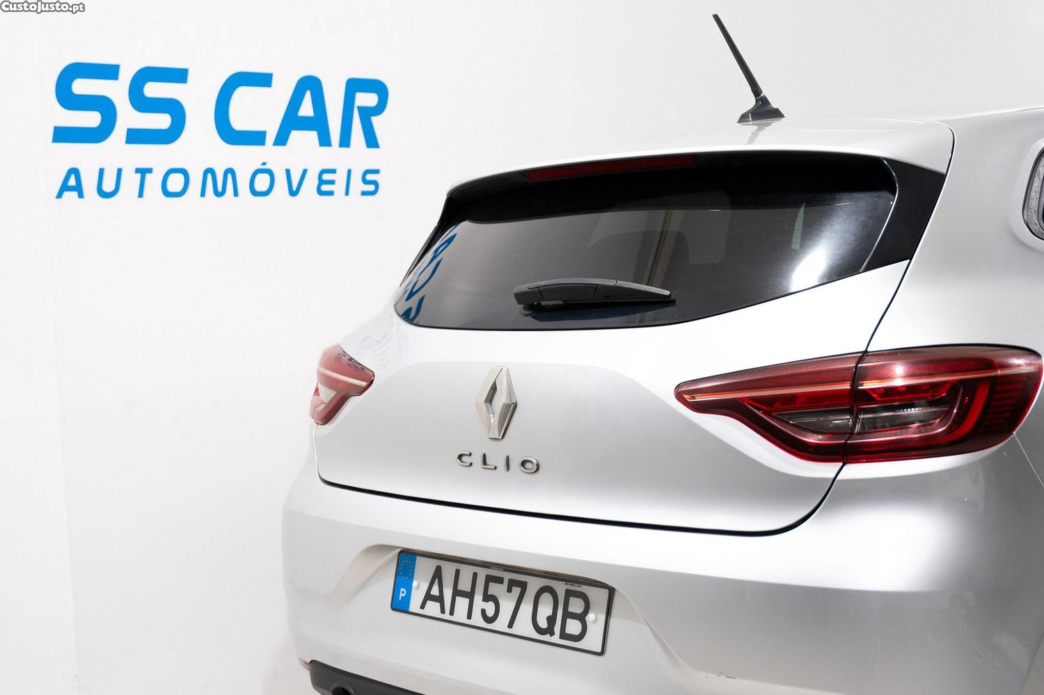 Renault Clio 1.0 TCe Techno — fotografia 17
