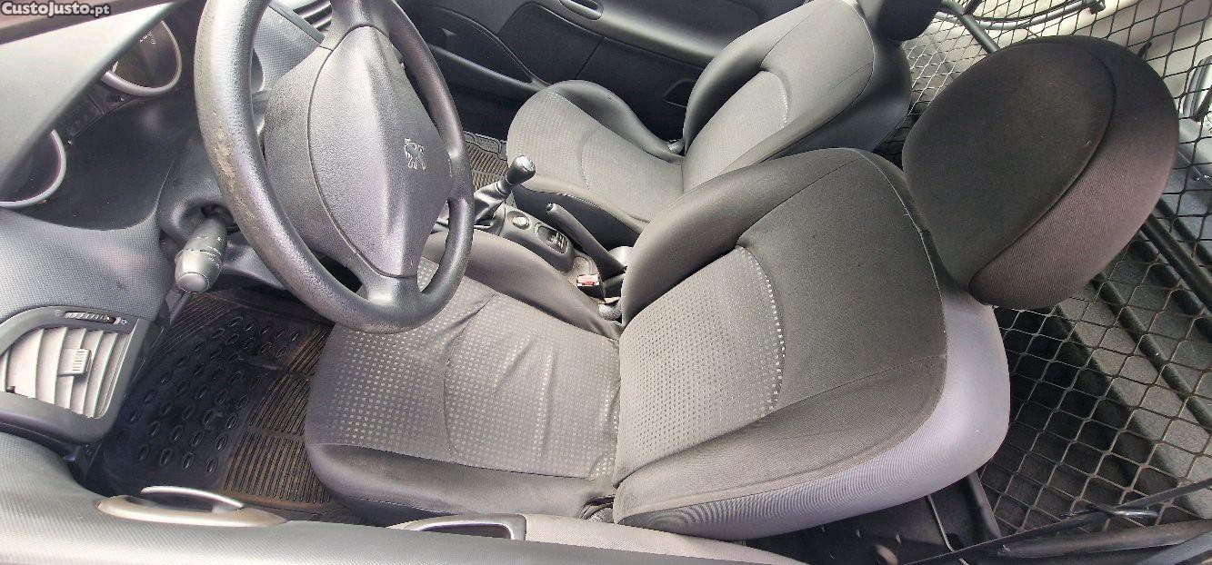 Peugeot 206 1.4 HDI — fotografia 3