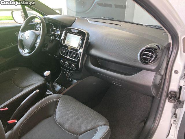Renault Clio TCe 90 Dynamique — fotografia 3