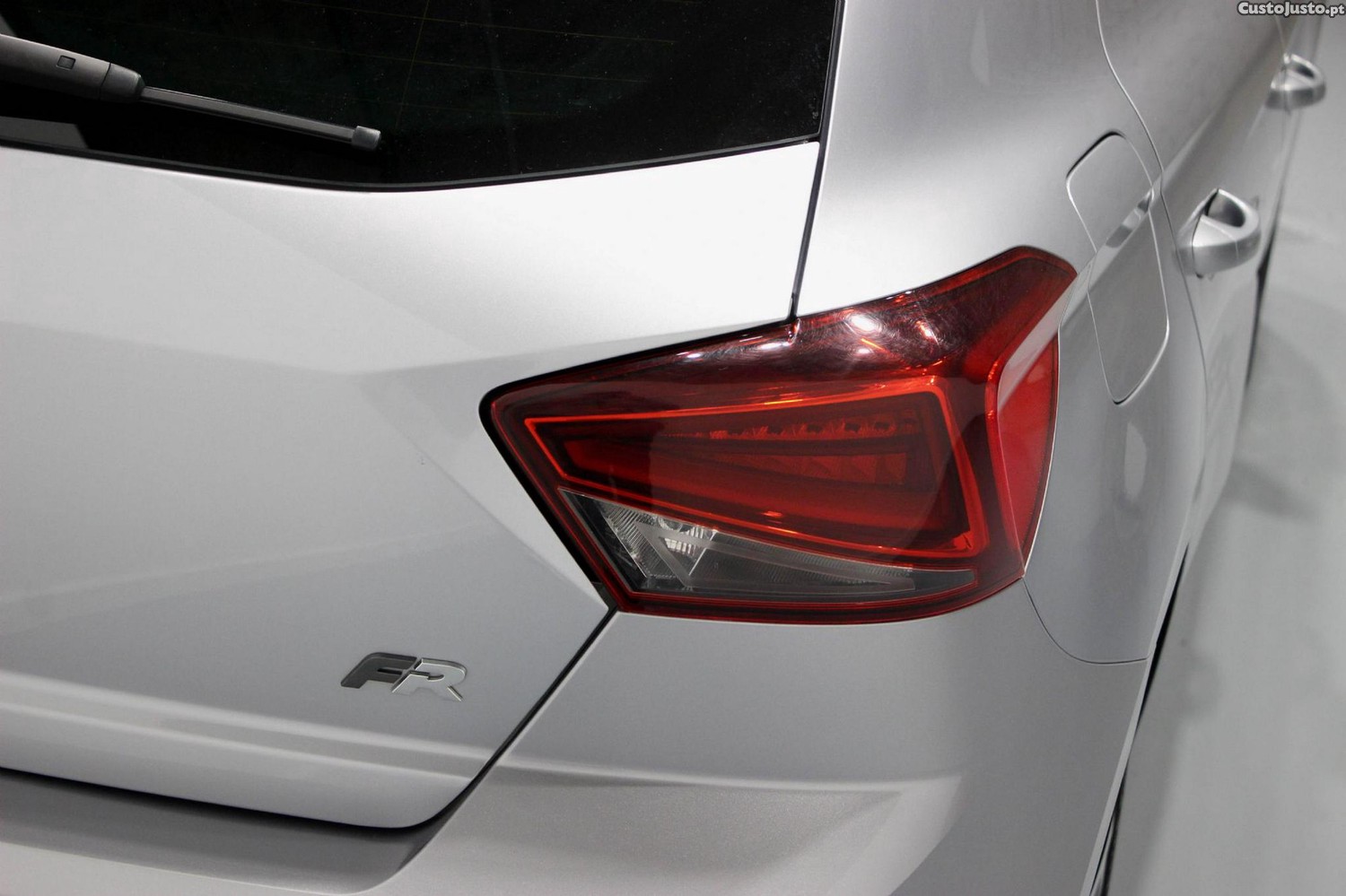 SEAT Ibiza 1.0 TSI FR — fotografia 22