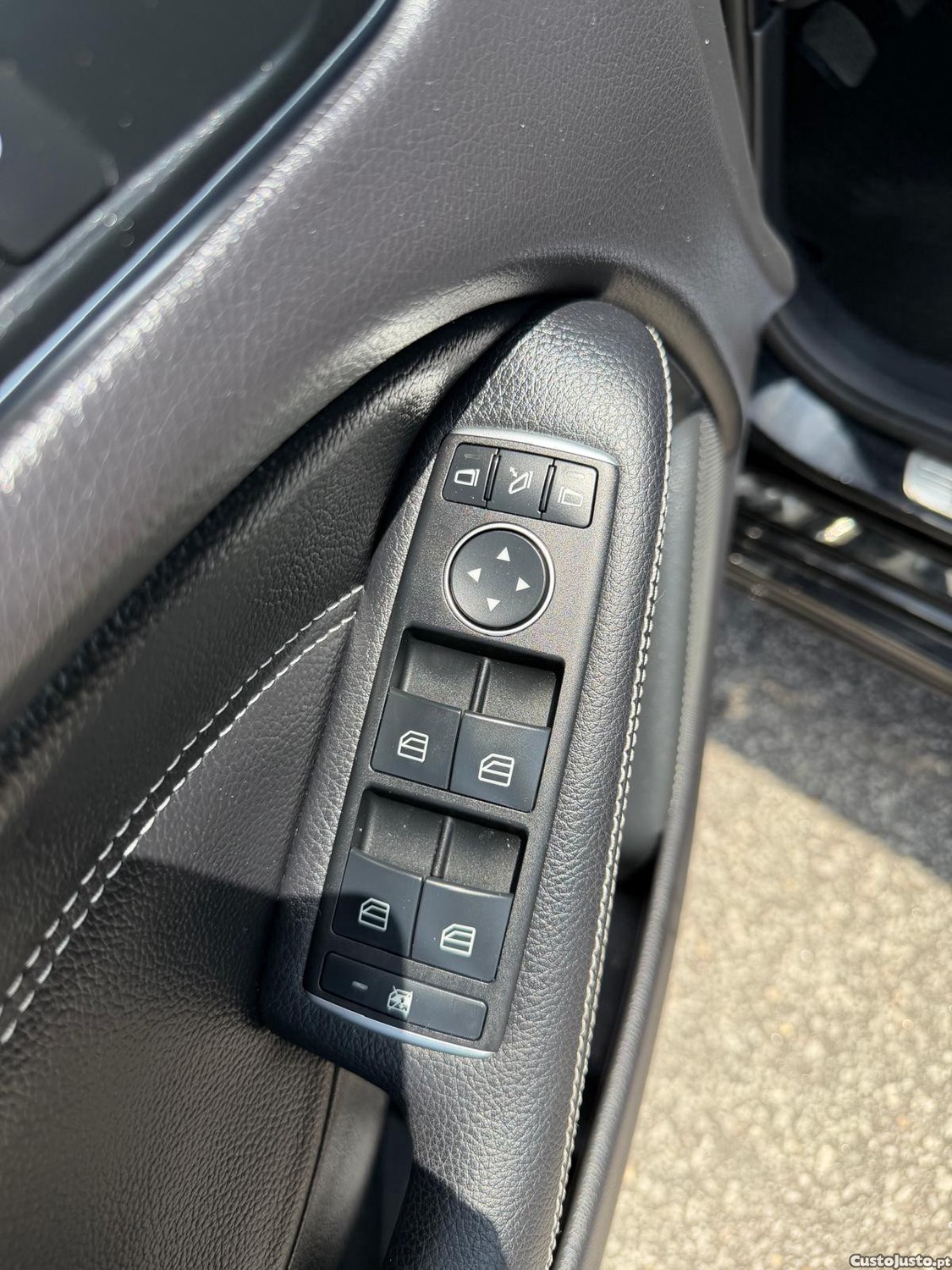 Mercedes-Benz B 180 d Urban — fotografia 10