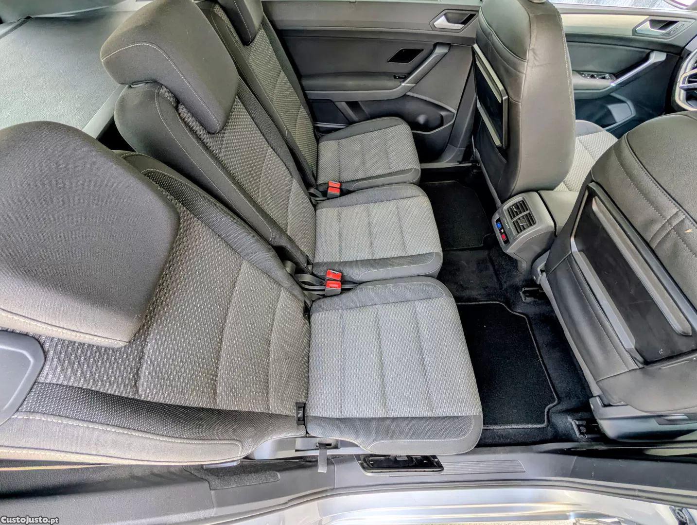 Volkswagen Touran 1.6 tdi highline dsg — fotografia 12