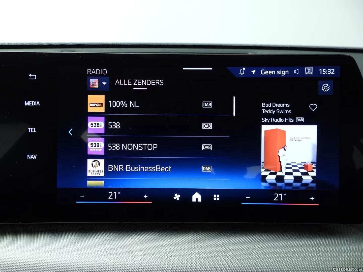 BMW iX2 eDrive20 — fotografia 7