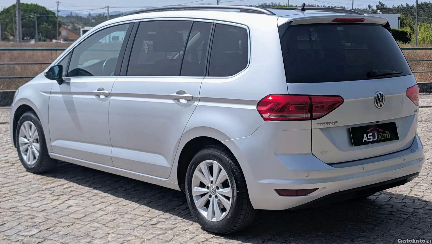 Volkswagen Touran 1.6 tdi highline dsg — fotografia 19