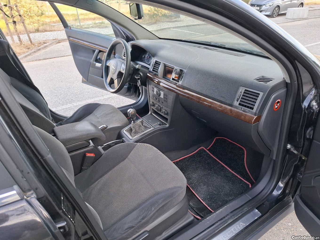 Opel Vectra 1.9 — fotografia 3