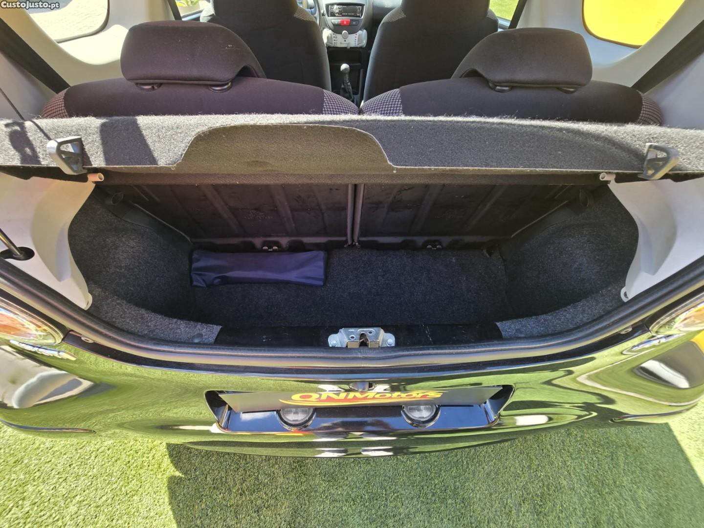 Toyota Aygo Cool — fotografia 13
