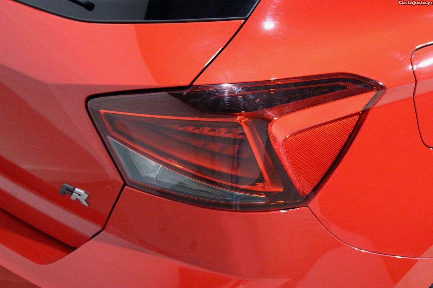 SEAT Ibiza 1.0 TSI FR — fotografia 23