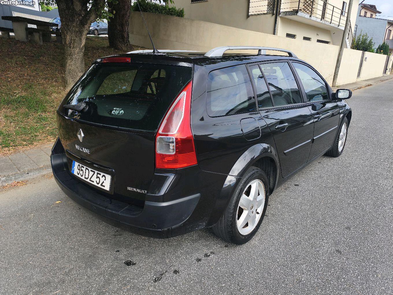 Renault Mégane break 1.5 DCI 105 CV — fotografia 7