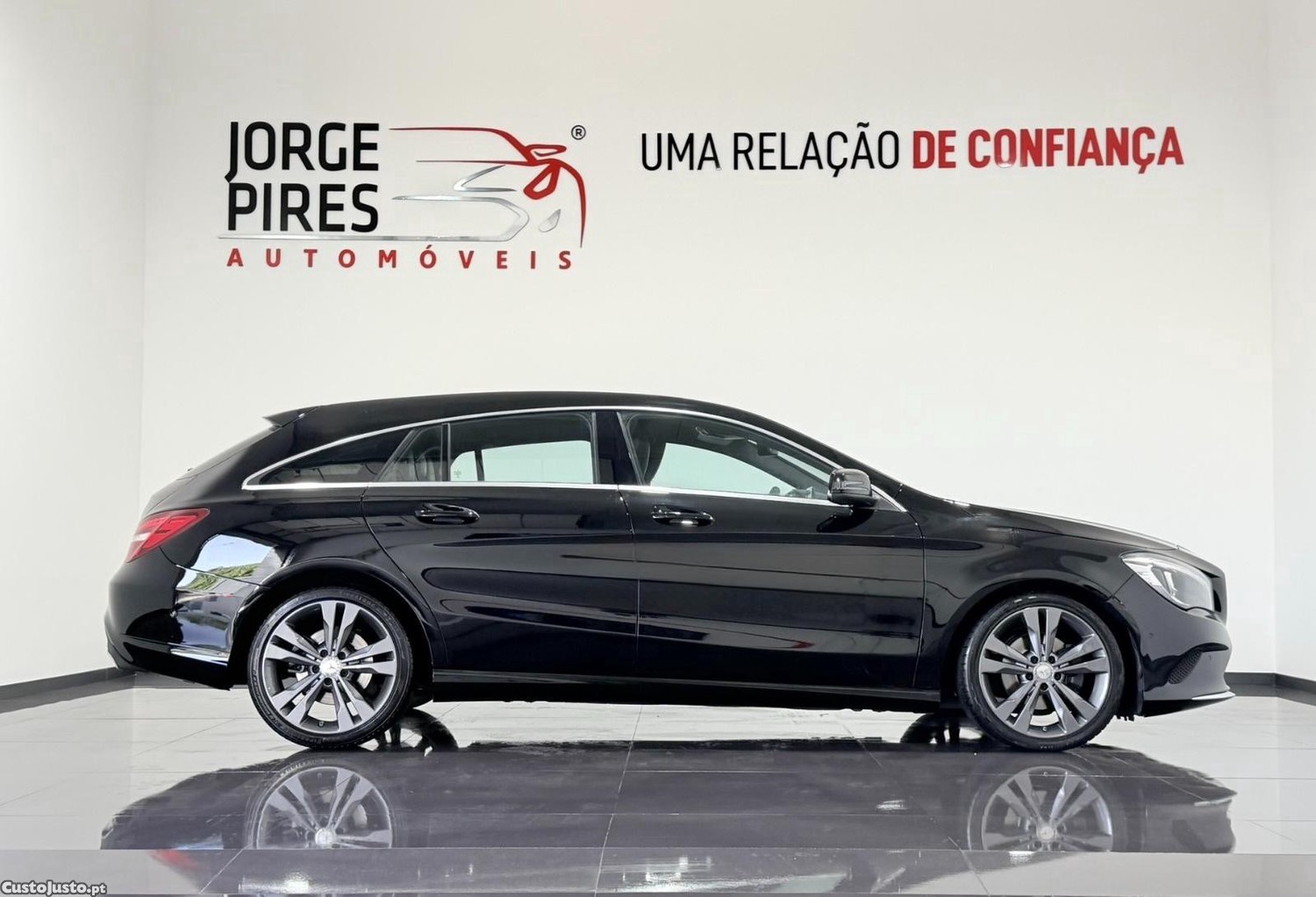 Mercedes-Benz CLA 180 D SHOOTING BRAKE URBAN 109 CV - NACIONAL — fotografia 27