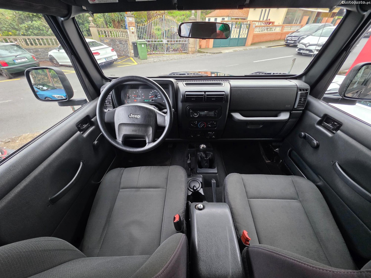 Jeep Wrangler 2.4 SPORT SOFT TOP - 06 — photo 5