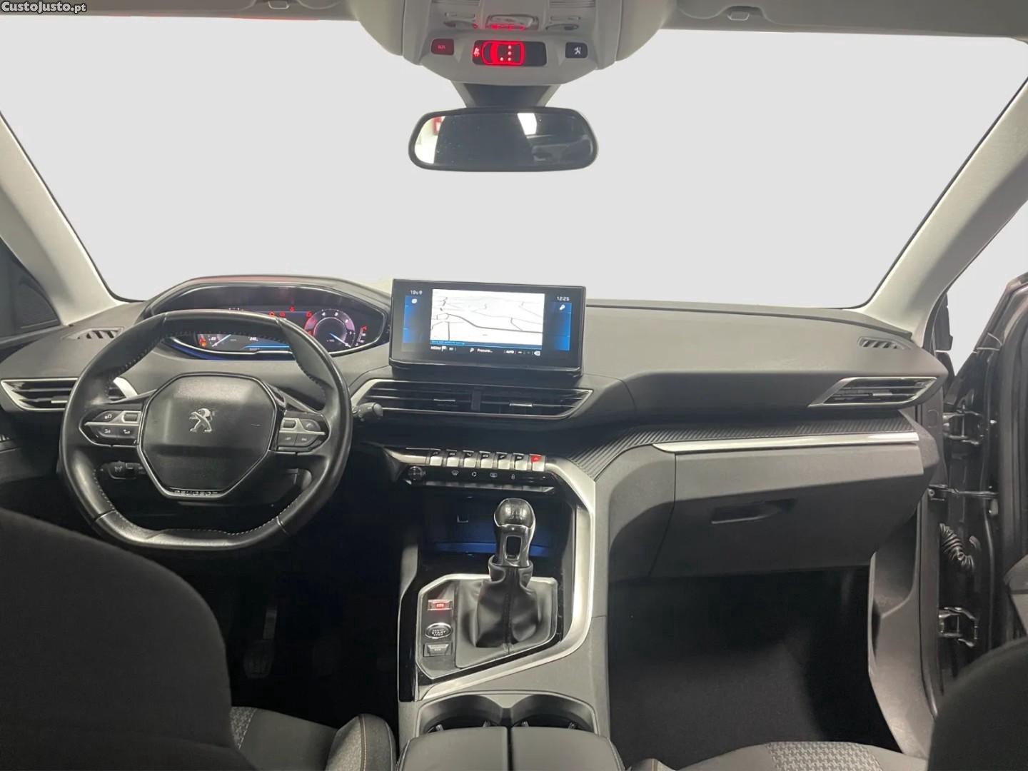 Peugeot 3008 PureTech 130 Stop & Start GPF Active Business-Pack — fotografia 4