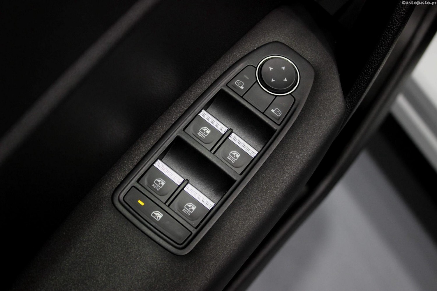 Renault Captur 1.0 TCe Evolution Bi-Fuel — fotografia 18