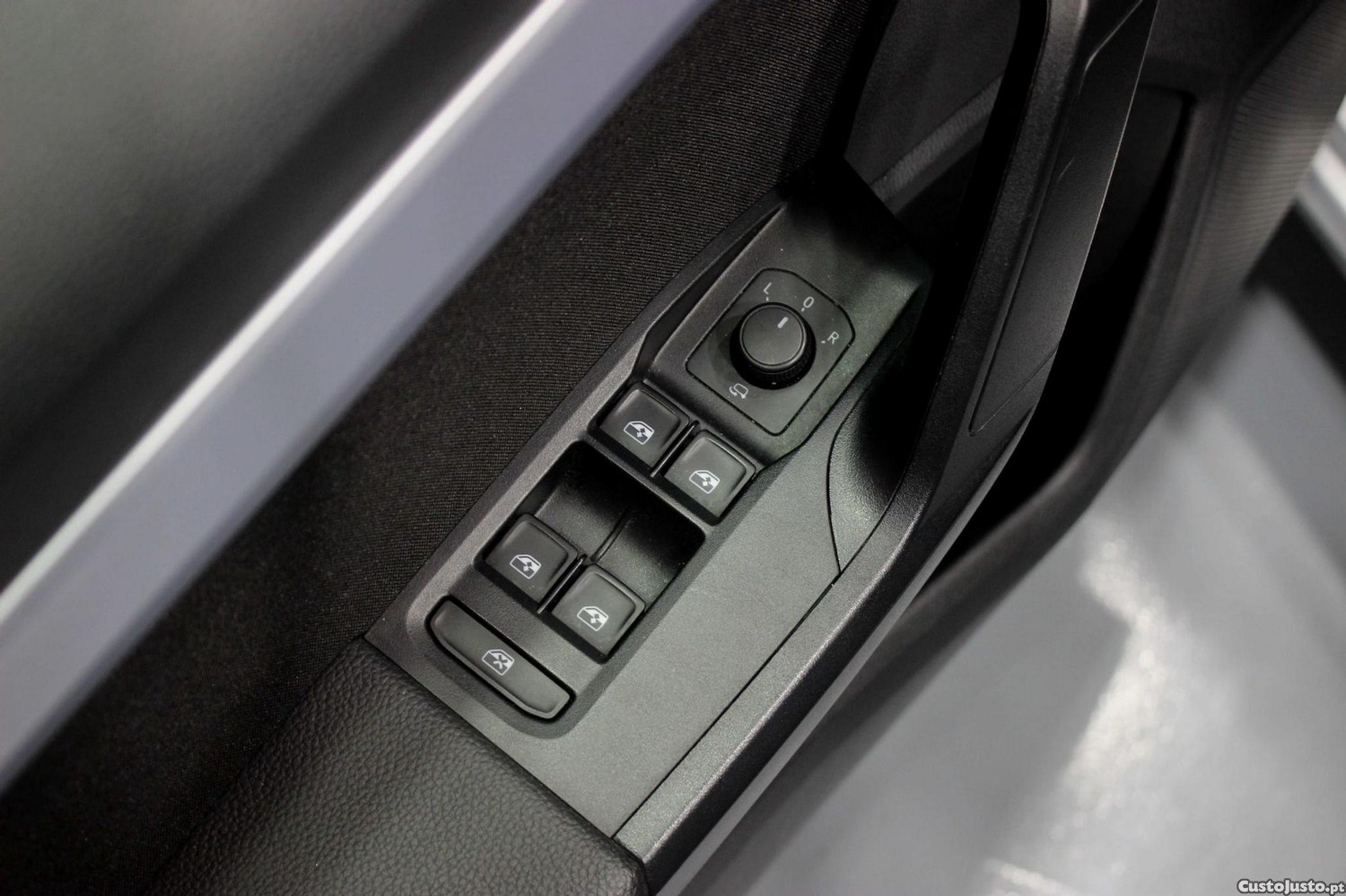 SEAT Ibiza 1.0 TSI FR — fotografia 20