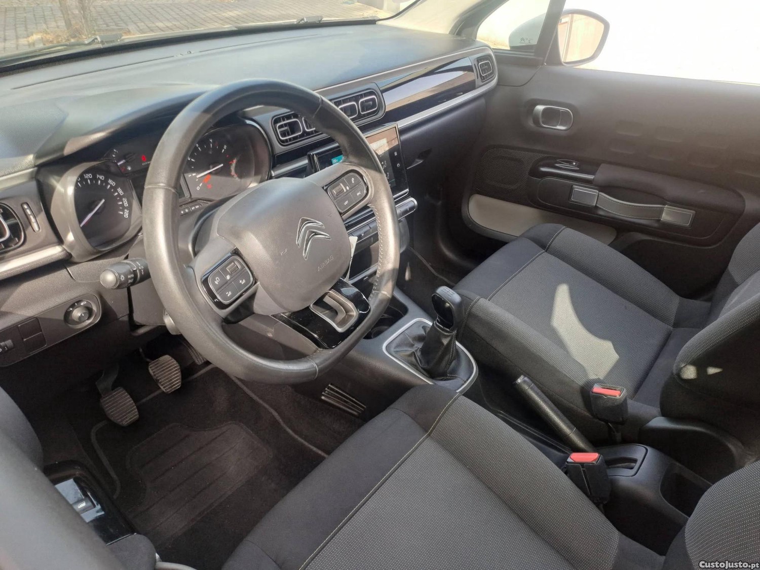 Citroën C3 1.2 Shine — fotografia 6