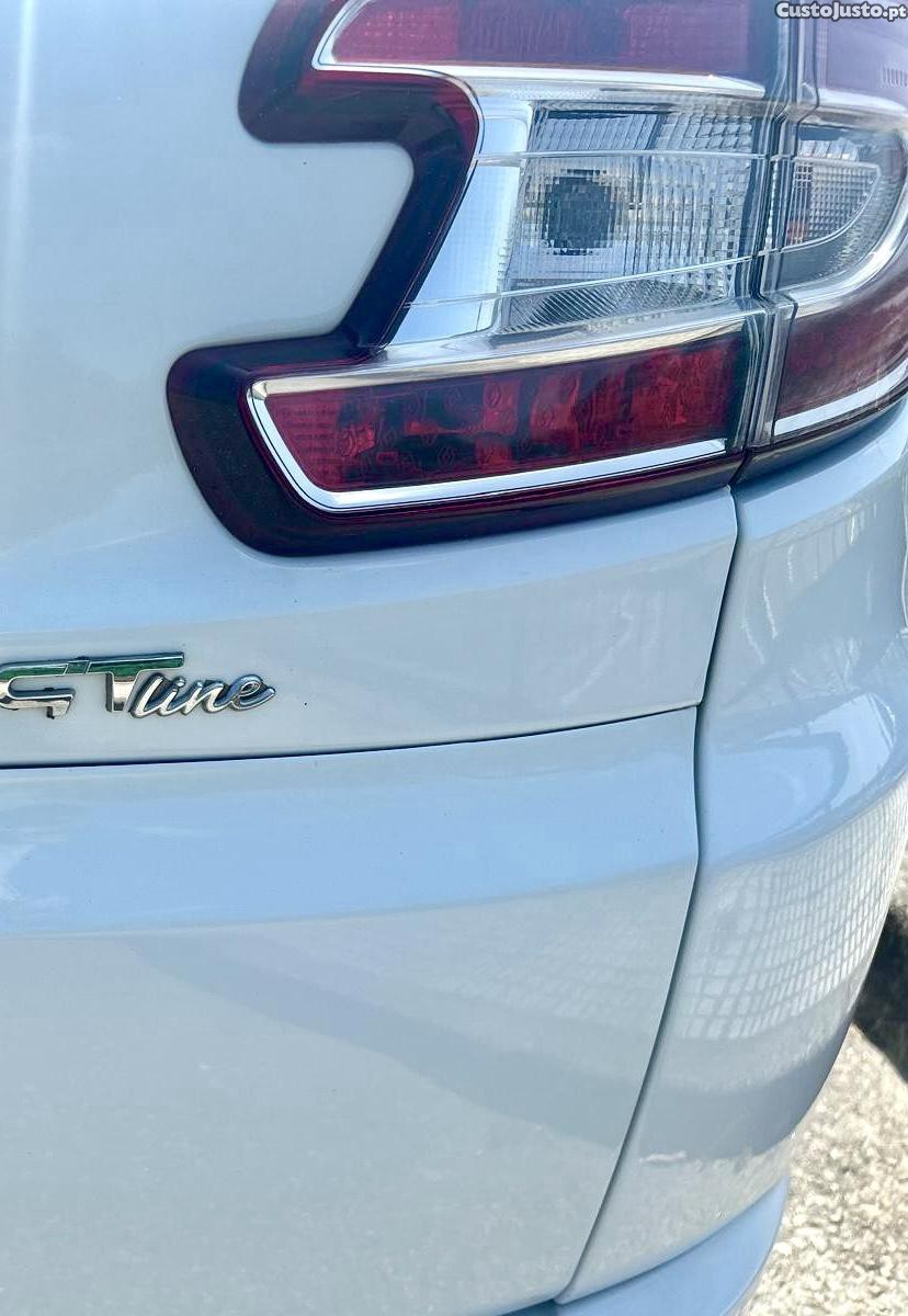 Renault Mégane 1.6dCi GTLine — fotografia 4