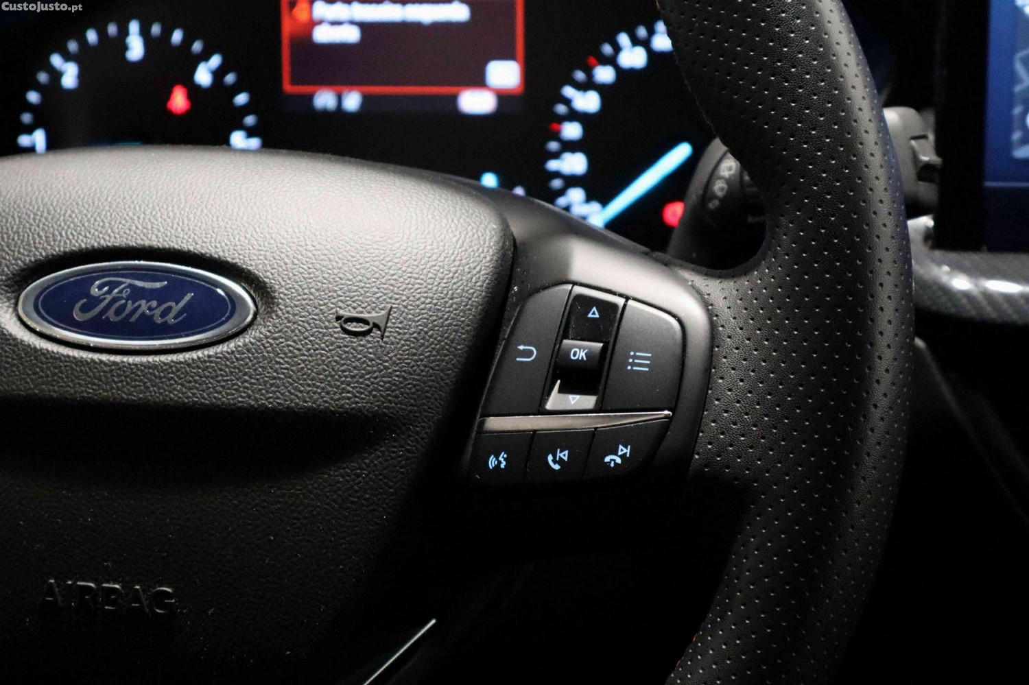 Ford Focus 1.5 TDCi ECOBlue ST-Line Aut. — fotografia 15