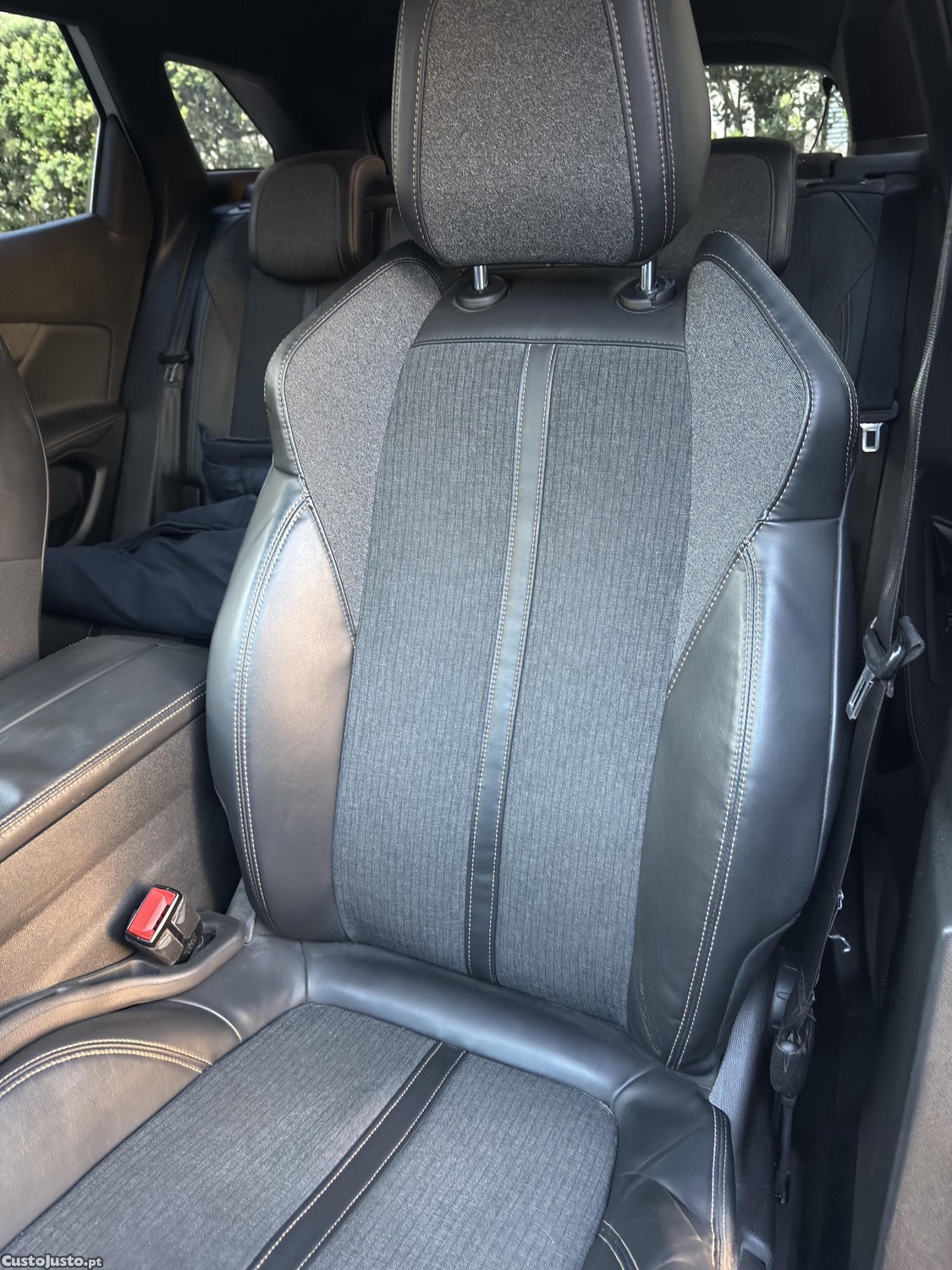 Peugeot 3008 1.6 DIESEL GT LINE — fotografia 8