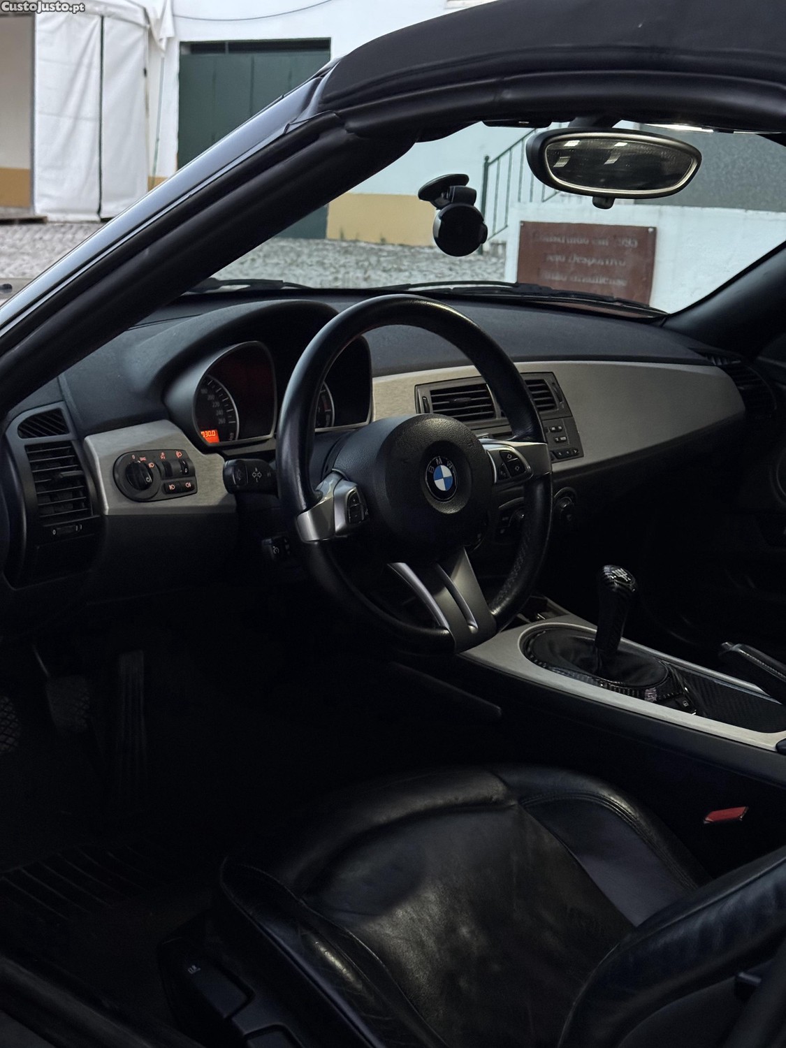 BMW Z4 2.2i — fotografia 4