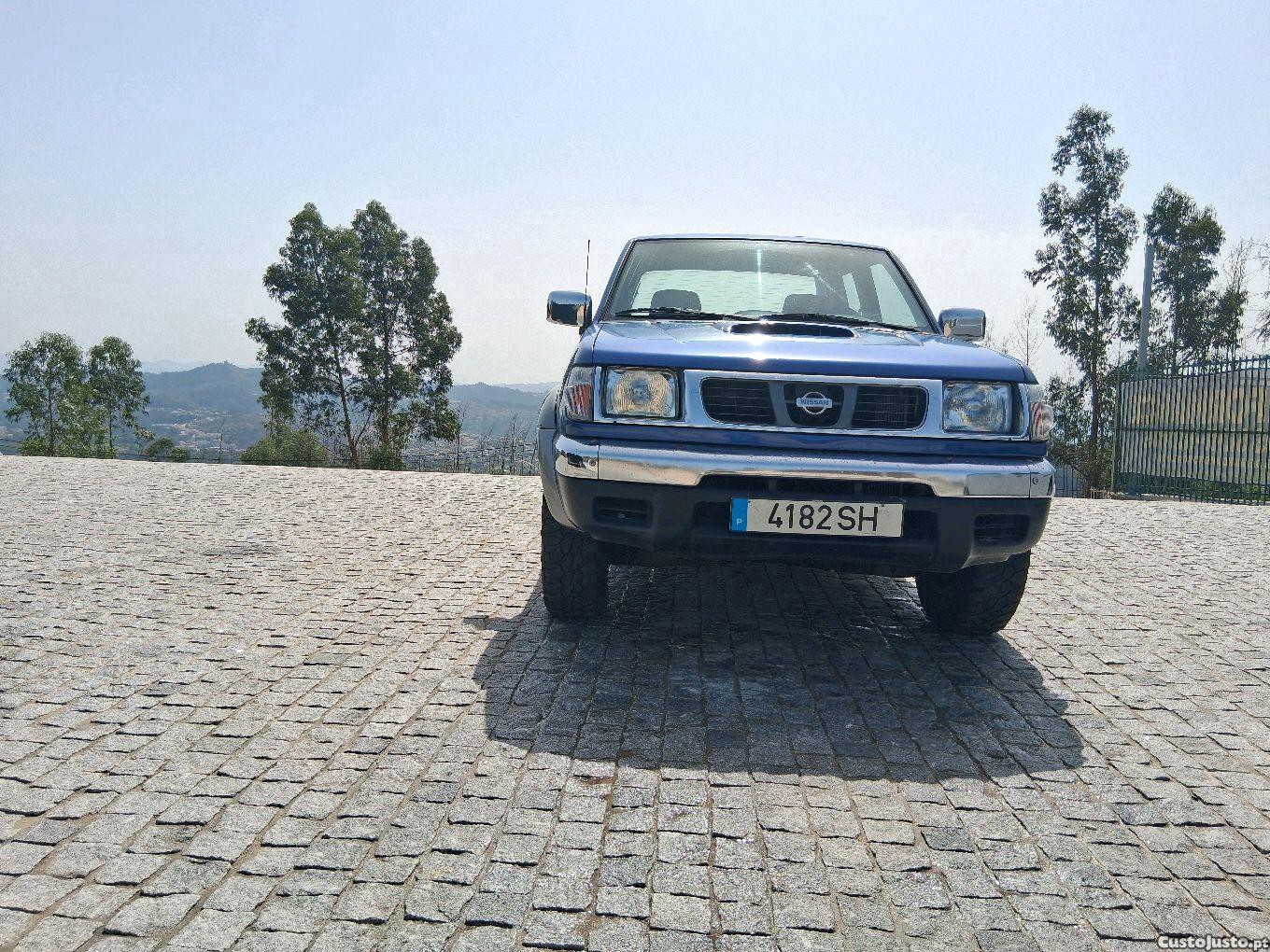 Nissan Navara 5 lugares 4x4 — fotografia 8