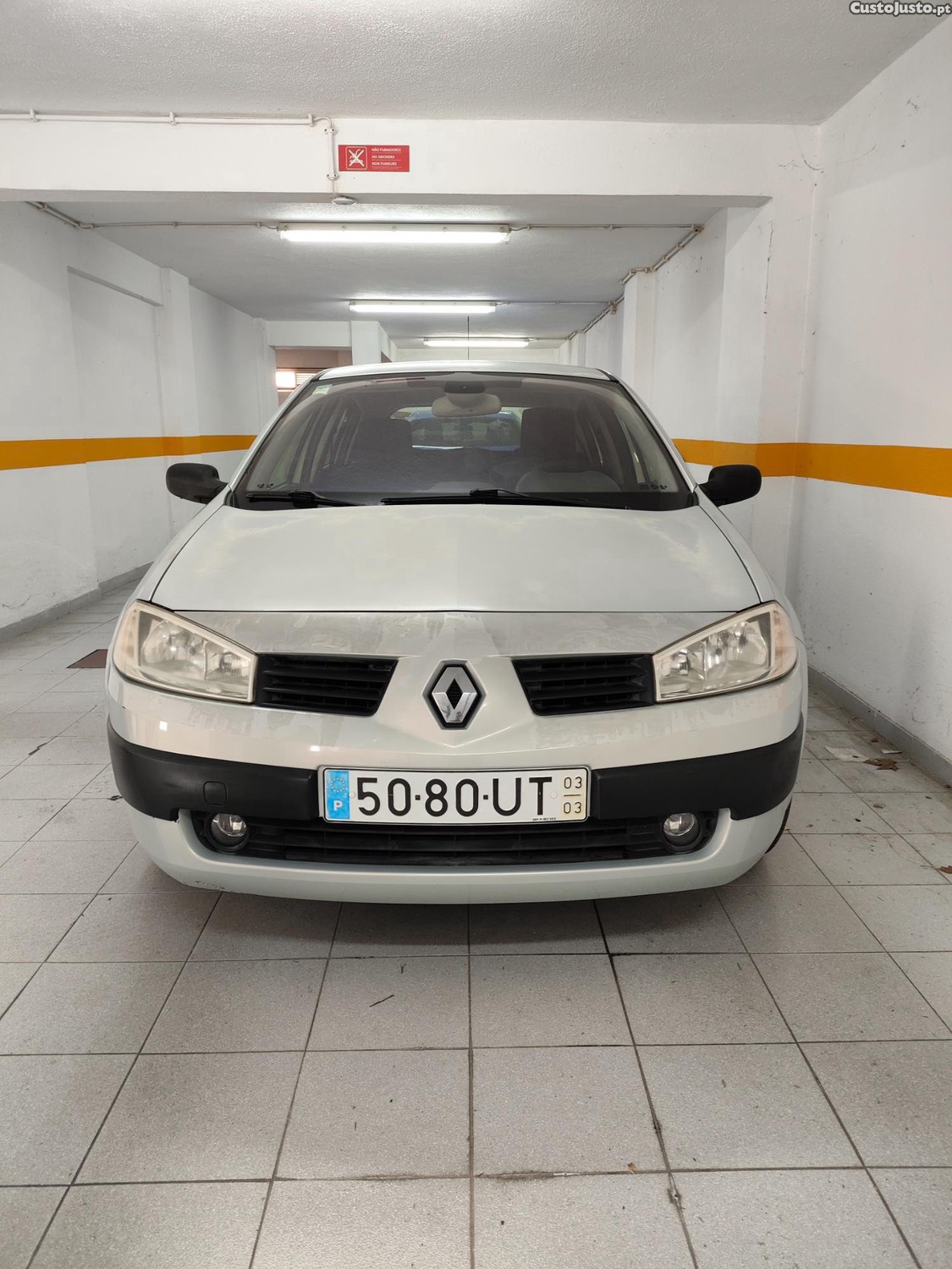 Renault Mégane 1.4 16v | apenas 118.000 km reais | ipo 2027 — fotografia 10