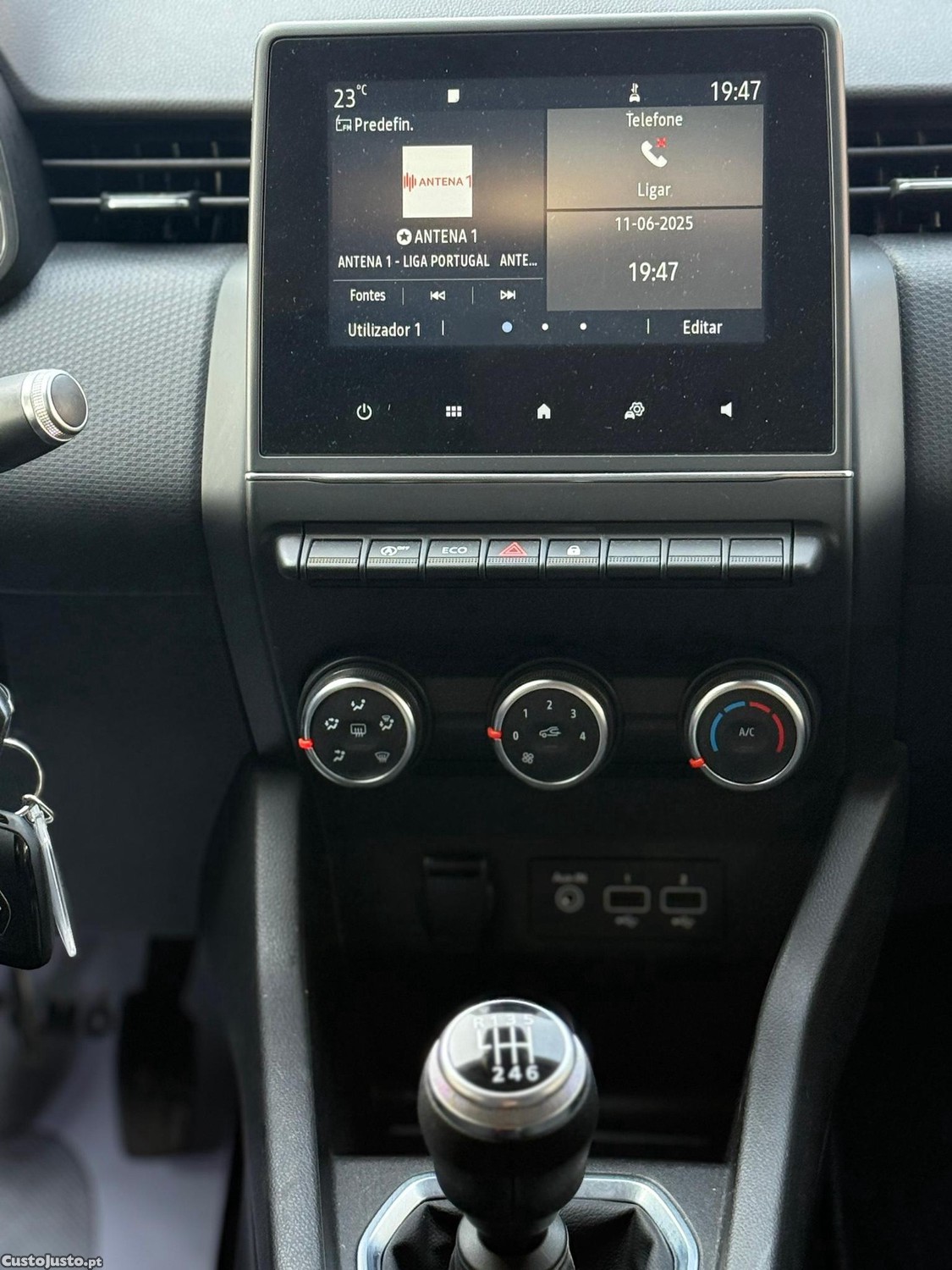 Renault Clio 1.0 TCe Exclusive — fotografia 2