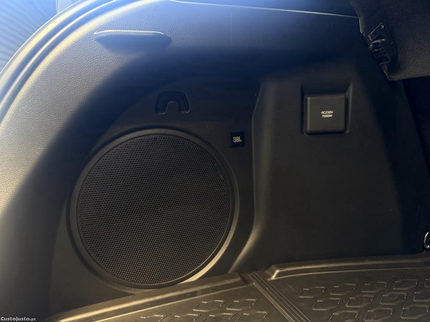Toyota C-HR 2.0 HDF Plug-in GR Sport Premiere Edition — fotografia 11