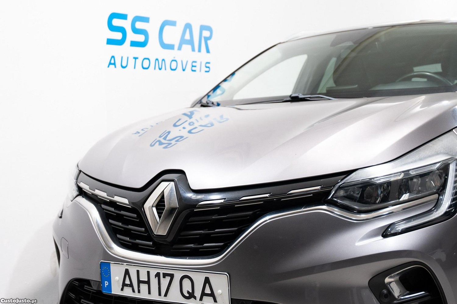 Renault Captur 1.0 TCe Exclusive — fotografia 25