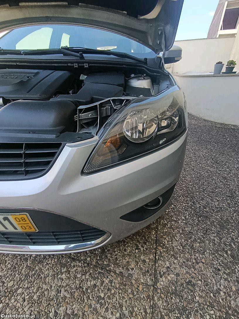 Ford Focus longa — fotografia 8