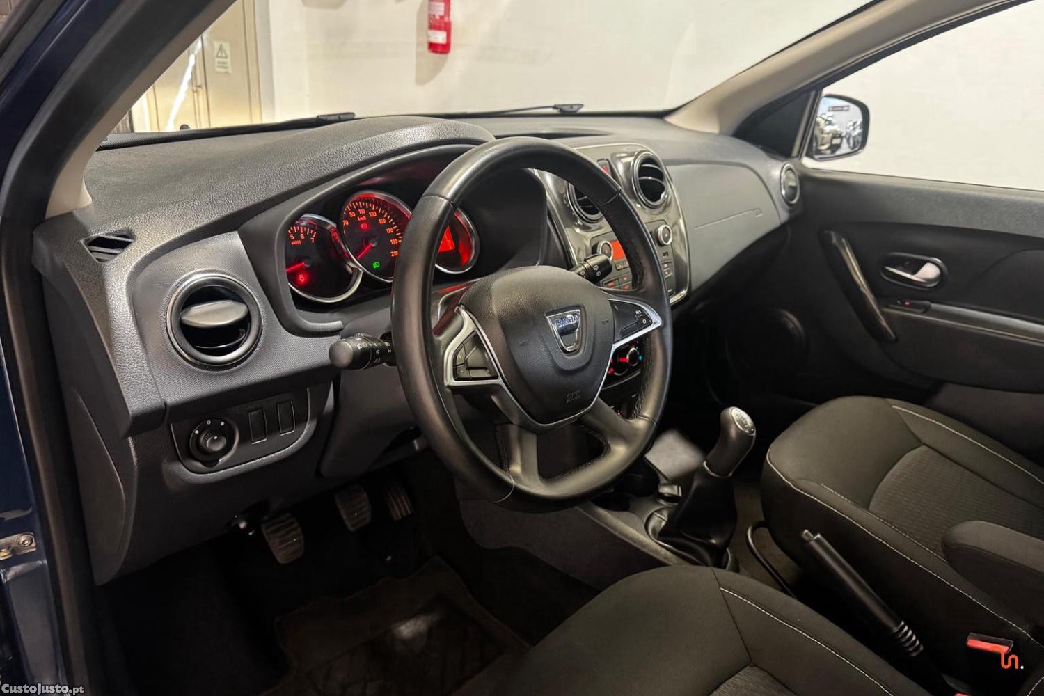 Dacia Sandero 1.0 Sce Essential — fotografia 8