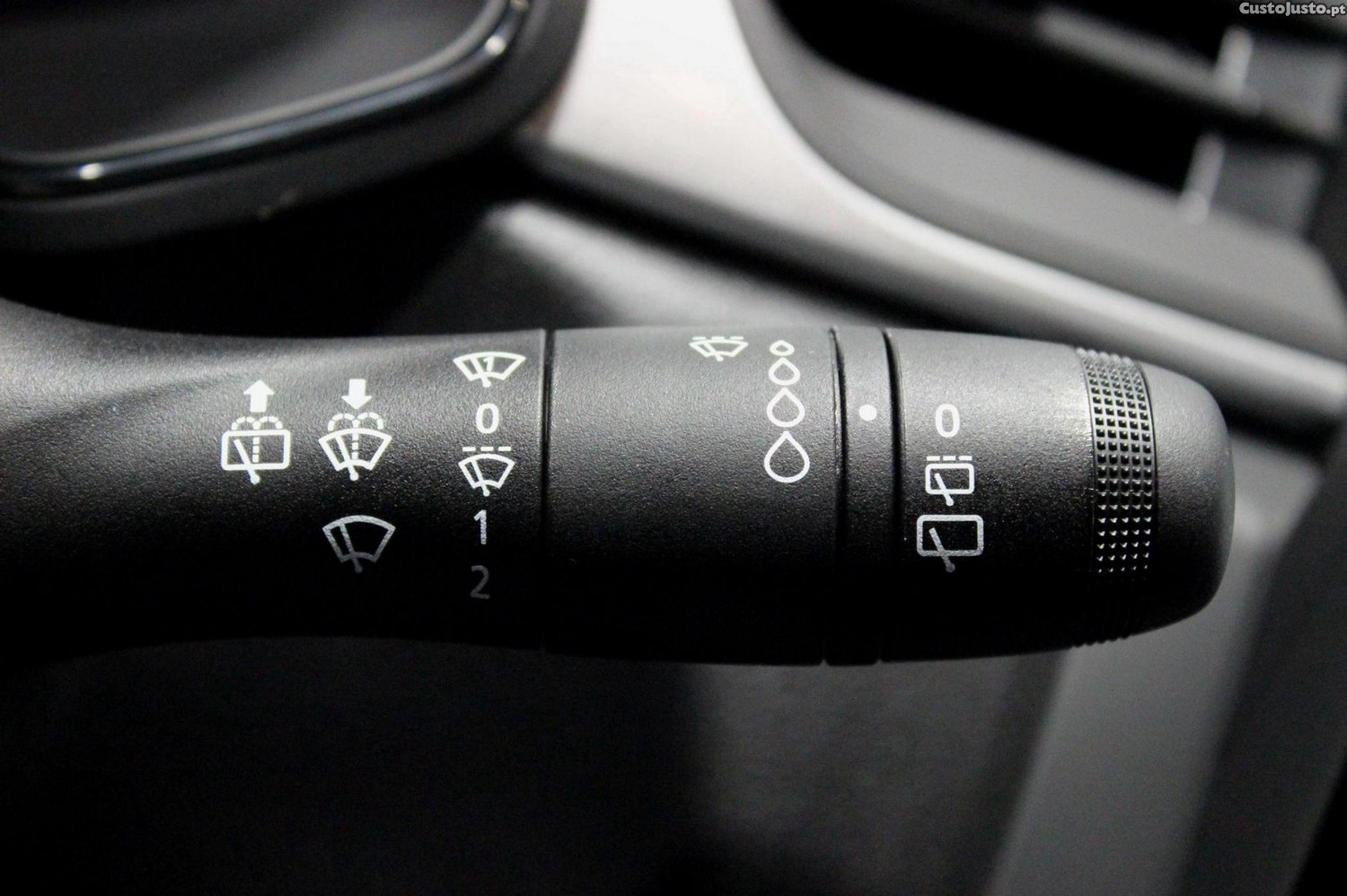 Renault Captur 1.0 TCe Evolution Bi-Fuel — fotografia 13