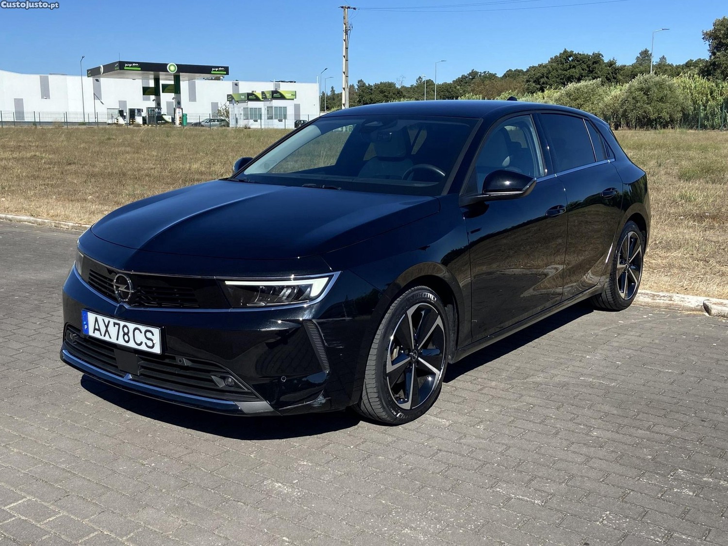 Opel Astra 1.2 T Elegance — fotografia 23