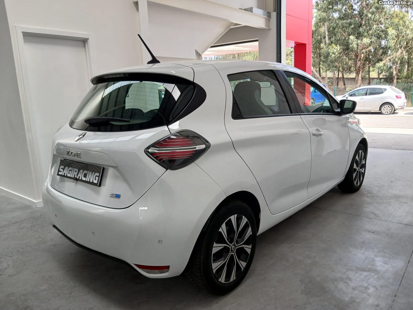 Renault Zoe (c/ Bateria) E-Tech EV50 Equilibre — fotografia 4