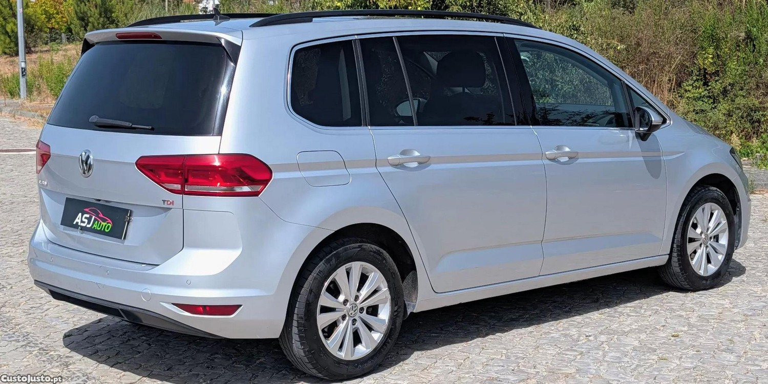 Volkswagen Touran 1.6 tdi highline dsg — fotografia 15