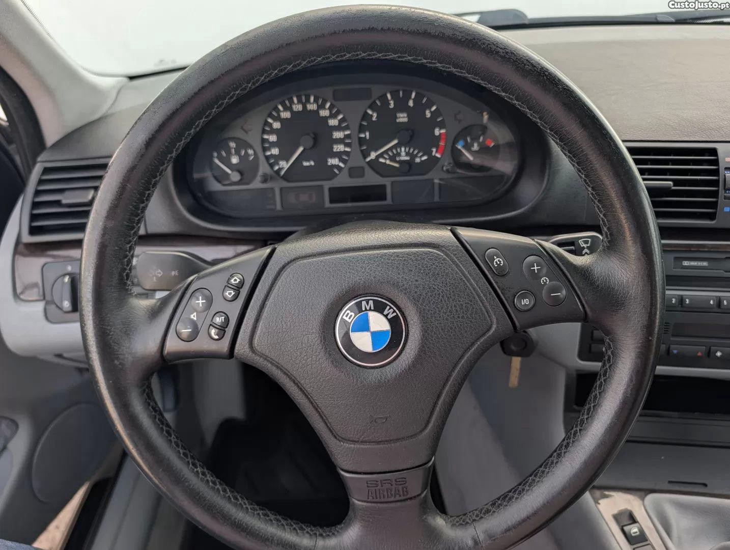 BMW 316 I — fotografia 6