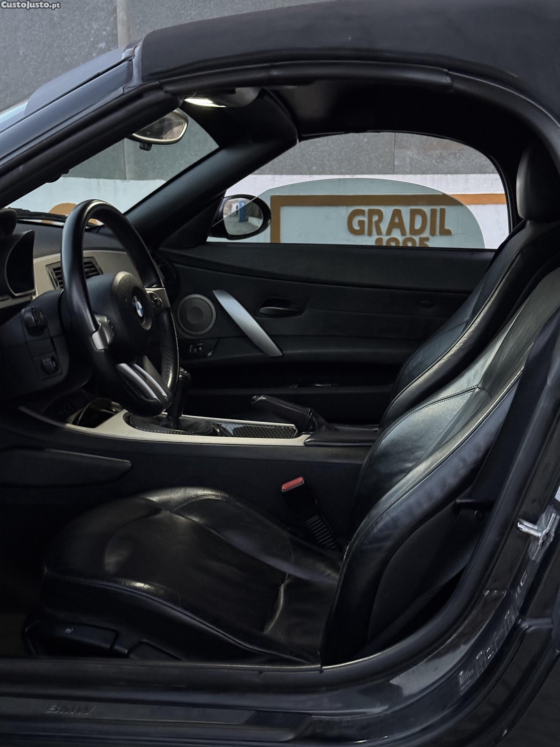 BMW Z4 2.2i — fotografia 3