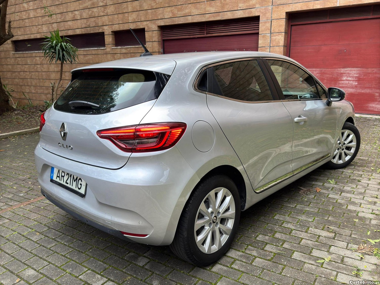Renault Clio 1.5 Blue dCi Limited — fotografia 13