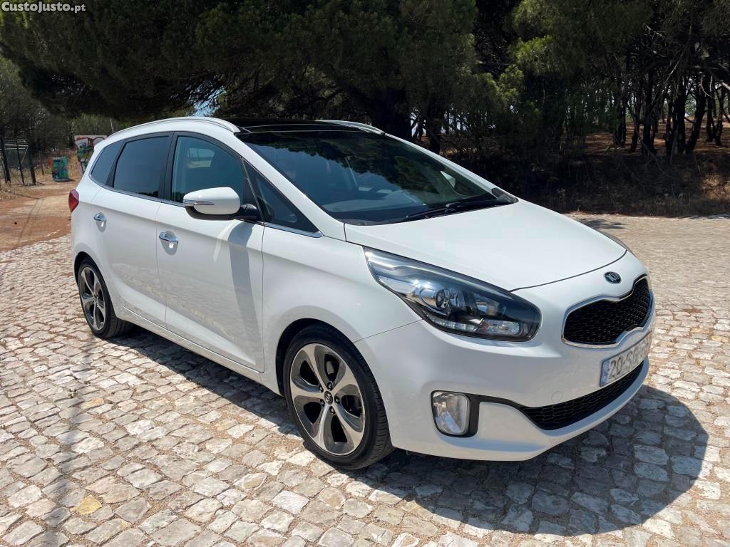 Kia Carens 1.7 CRDI ISG TX 7 LUGARES — fotografia 11